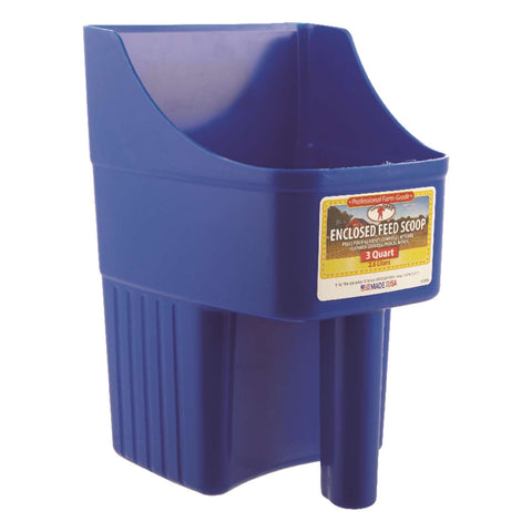 Little Giant 3 Quart Enclosed Plastic Feed Scoop