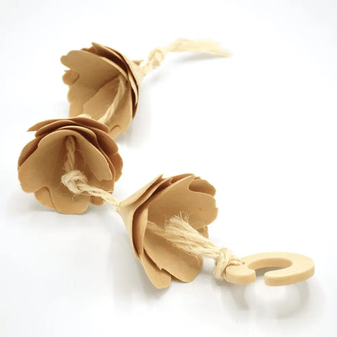 Oxbow Flower Cone Treat Hanger Small Pet